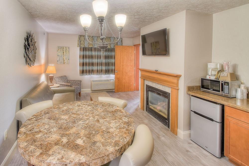 Accommodation By Willow Brook Lodge Pigeon Forge Esterno foto